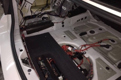 bmw-5-f10-car-hifi-einbau-dämmung-kofferraumausbau